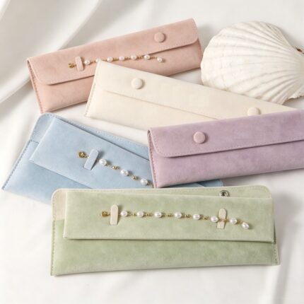 button closure jewelry pouch main image