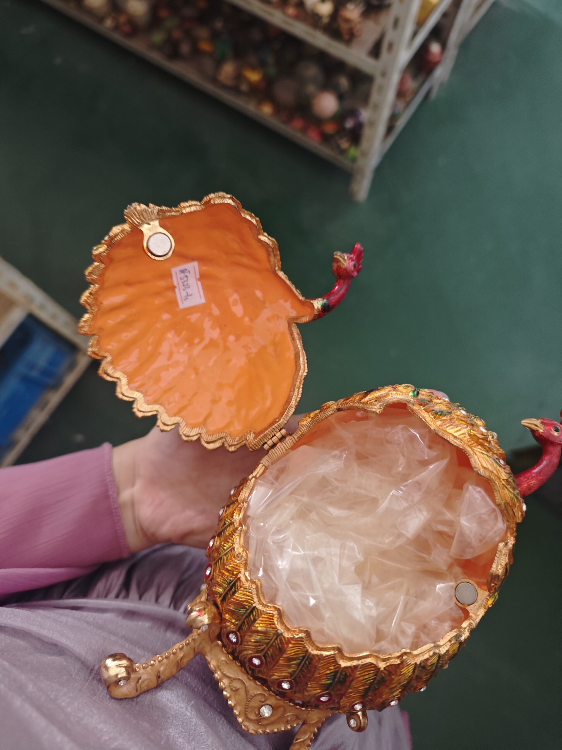 luxury zinc alloy enamel peacock eggs details