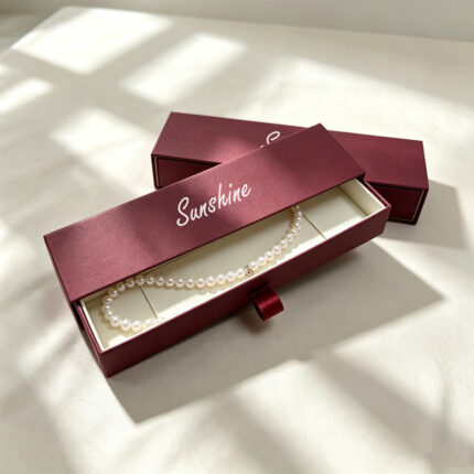 long necklace drawer box main image