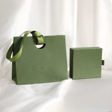 paper jewelry box & bag set main image