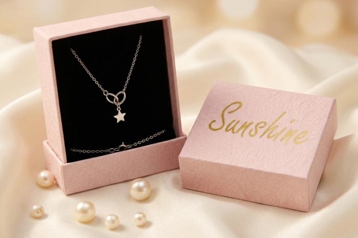 velvet-lined paper jewelry box usage scenarios