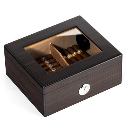 wooden cigar humidor main image